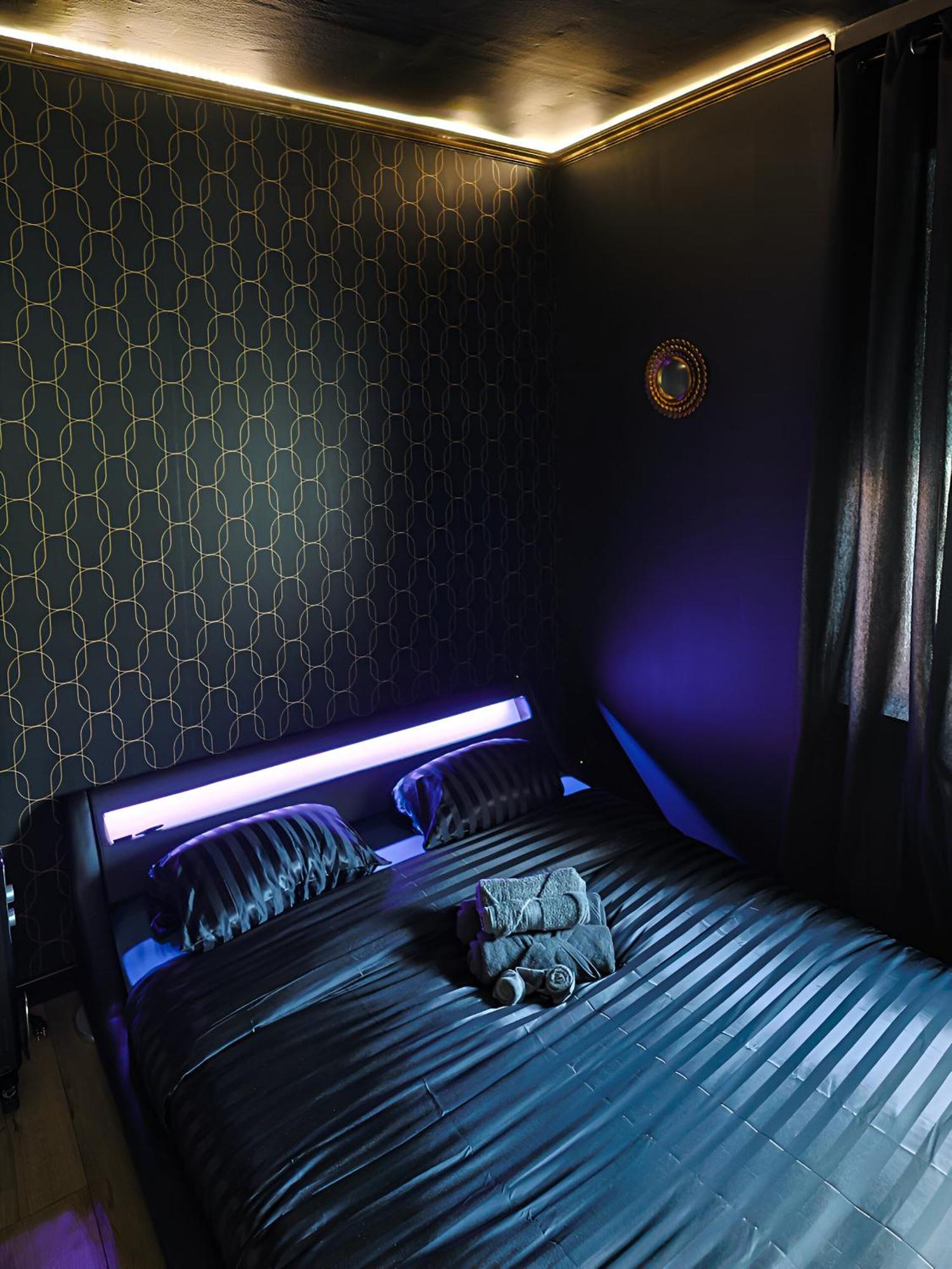Appartement Pop Art - Asterix,Cdg,Chantilly,Disney La Chapelle-en-Serval Buitenkant foto