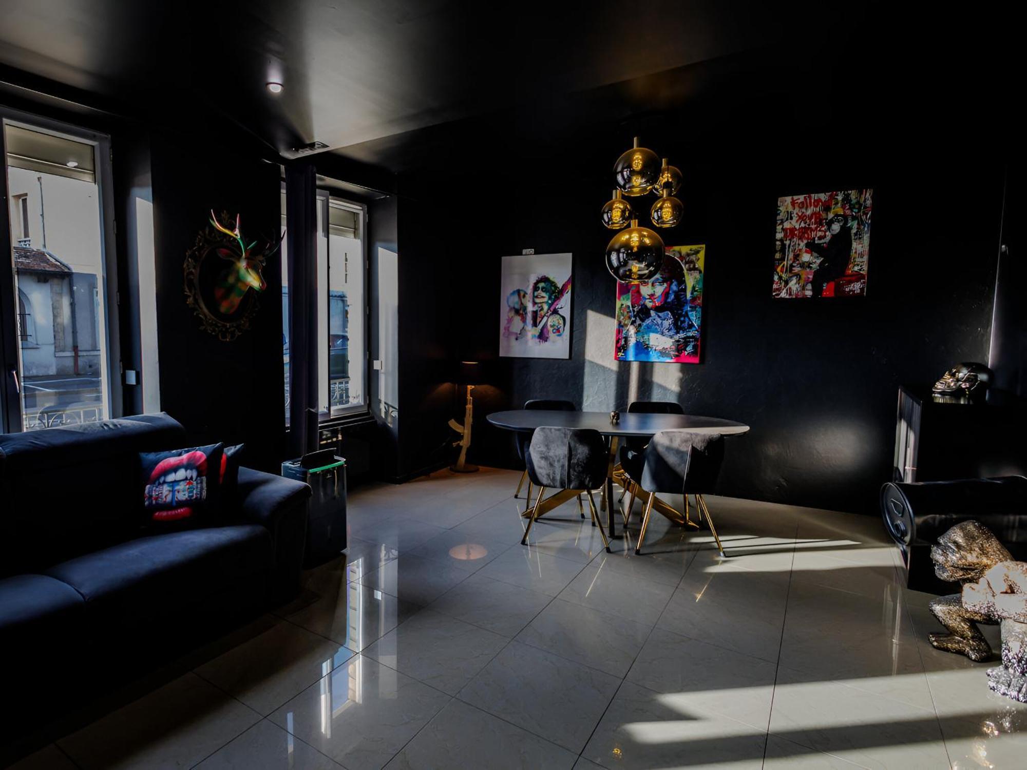 Appartement Pop Art - Asterix,Cdg,Chantilly,Disney La Chapelle-en-Serval Buitenkant foto